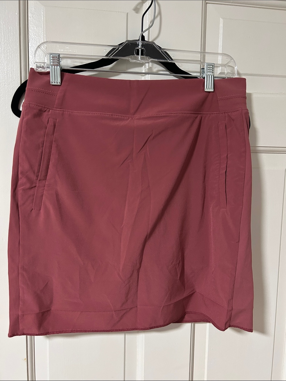 Athleta Rose-Mauve Active Skort size 6